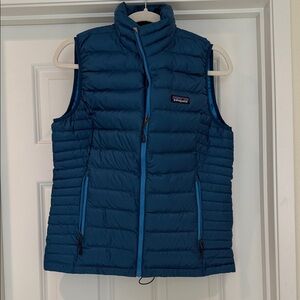 Patagonia Women's Teal Quilted Vest